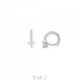 Hoop earring CZ with flower 3 CZ