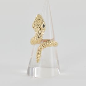 Black eye snake ring