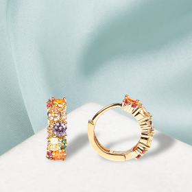 Boucles d'oreilles, créoles, plaqué or 3 microns avec des zirconiums, Taly bijoux fournisseur pour professionnels.